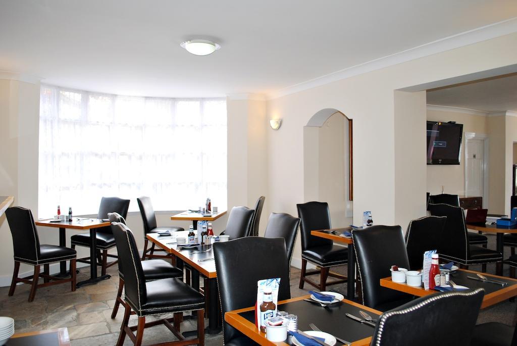 Ferry House Lodge Portsmouth Eksteriør billede